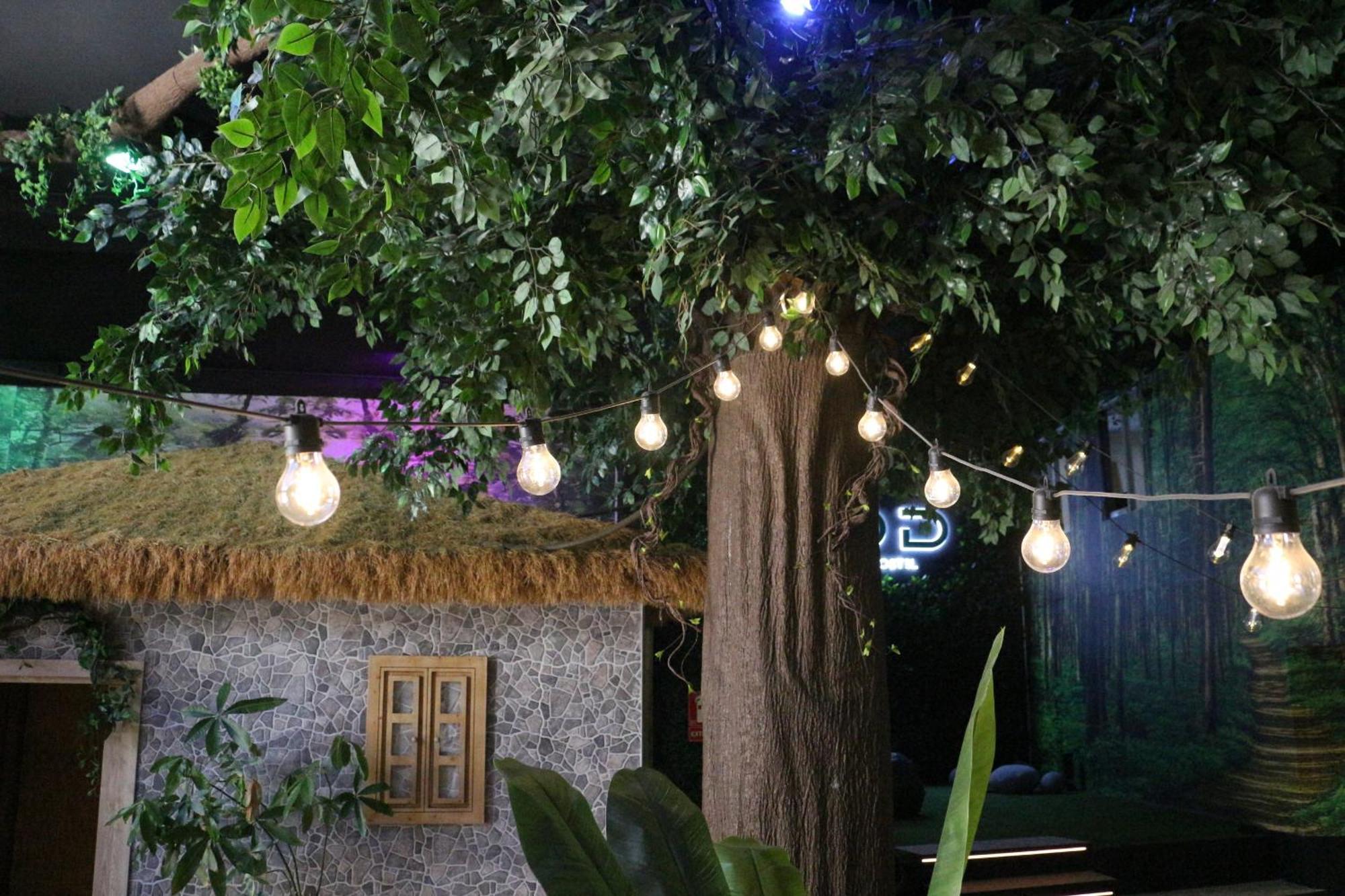 The Pod Suite Hostel Village Valensiya Dış mekan fotoğraf
